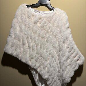 La Fiorentina Faux Fur Poncho O/S